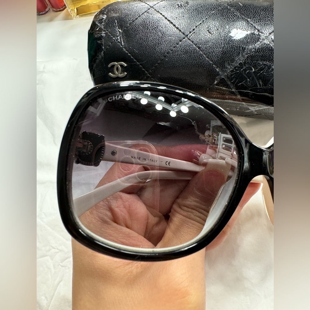 Chanel sunglasses - Picture 8 of 12